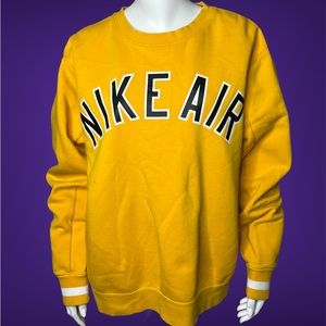 NIKE AIR yellow crew neck